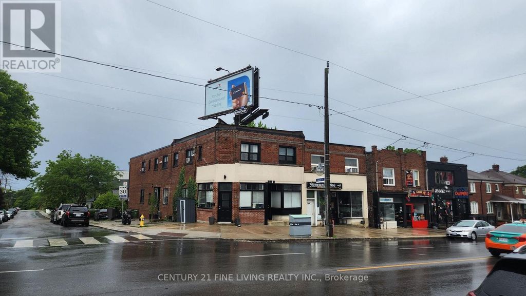2029-2031 Eglinton Avenue W, Toronto (caledonia-Fairbank)