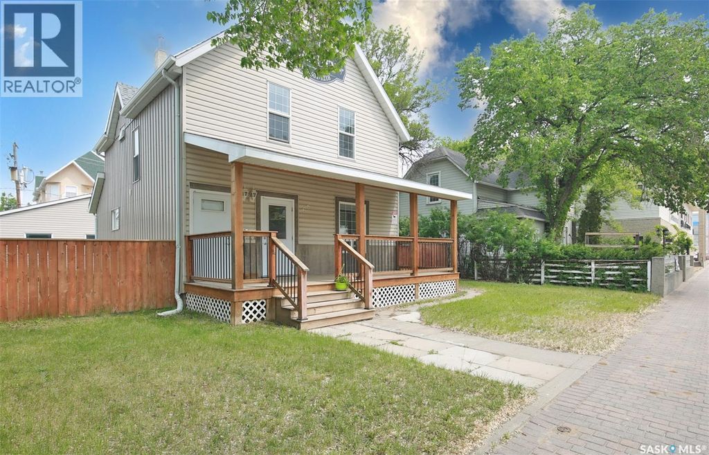66 Athabasca Street W, Moose Jaw