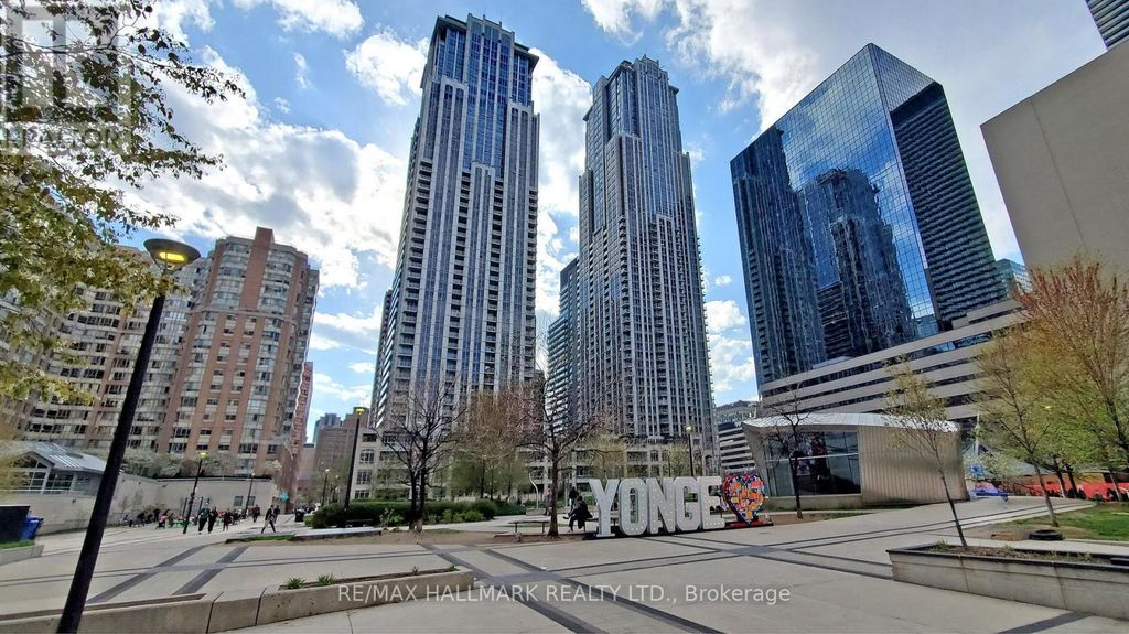 49 - 384 Yonge Street, Toronto (bay Street Corridor)