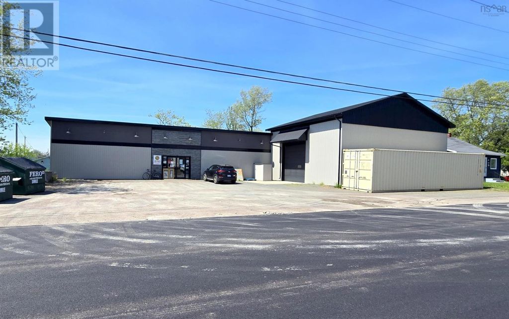 3 Clinton Street, Amherst