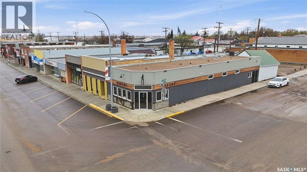 339 Centre Street, Assiniboia