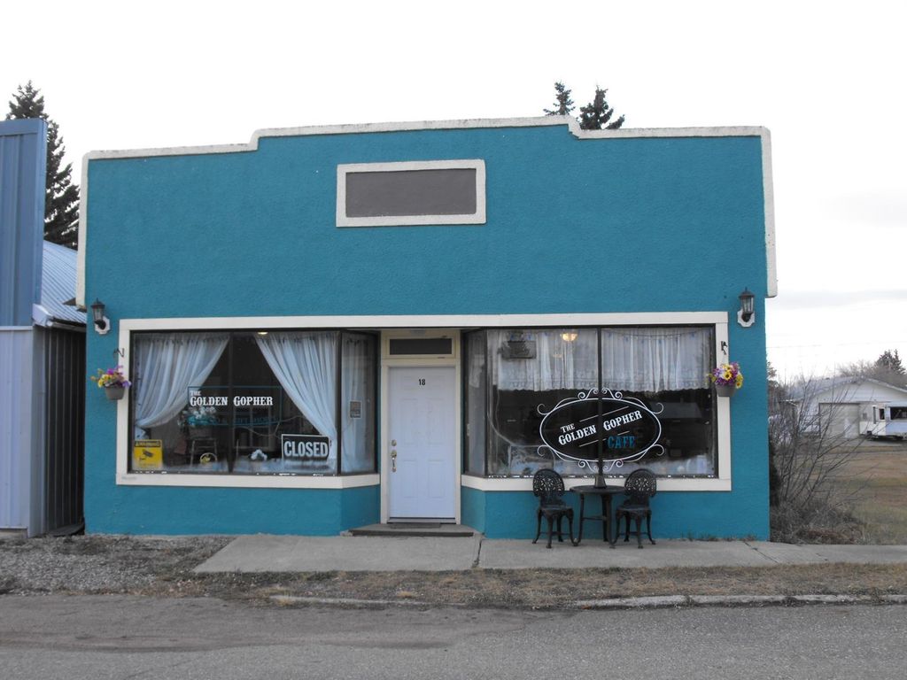 18 Centre Street, Derwent