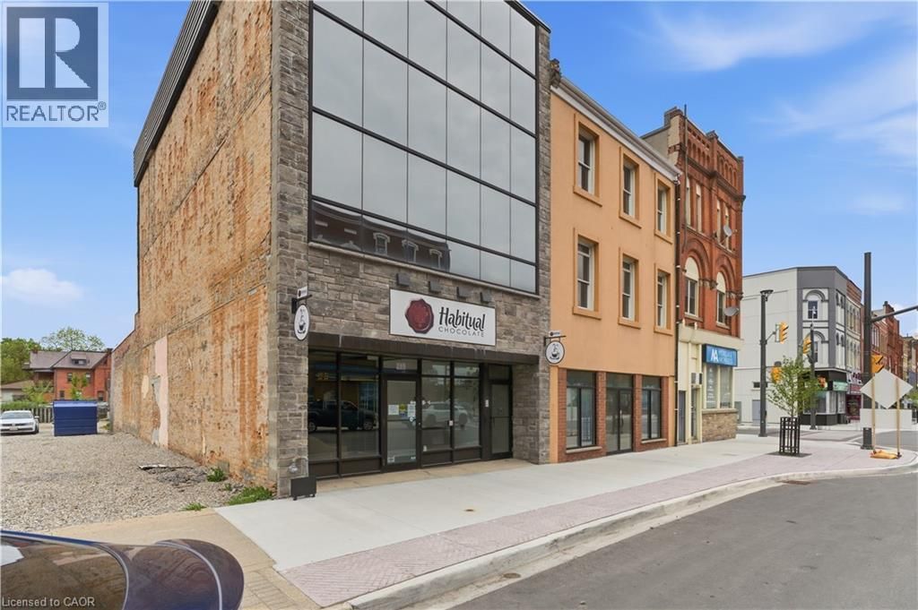 389 Dundas Street, Woodstock