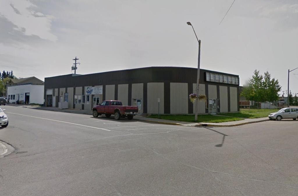 5313 Railway Avenue, Boyle