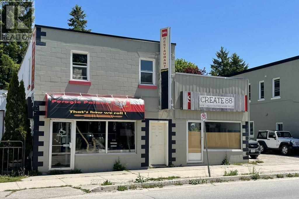 31 Sykes Street S, Meaford