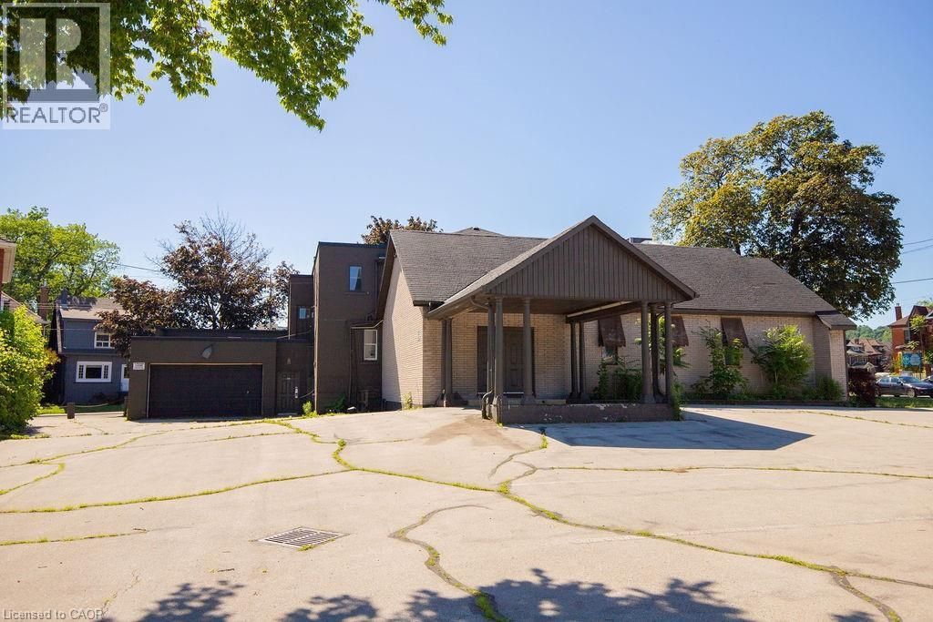1309 King Street, Hamilton
