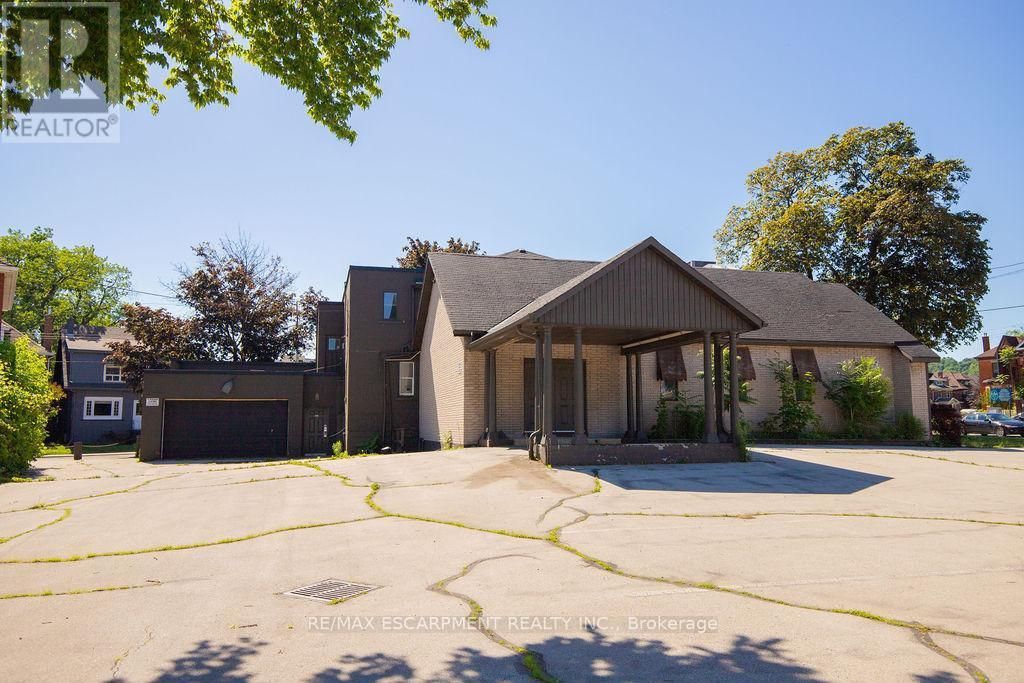 1309 King Street E, Hamilton (crown Point)