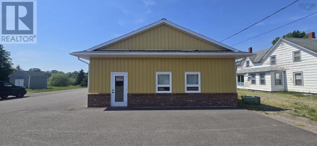 1 687 Central Avenue, Greenwood