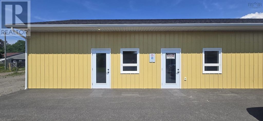 3 687 Central Avenue, Greenwood
