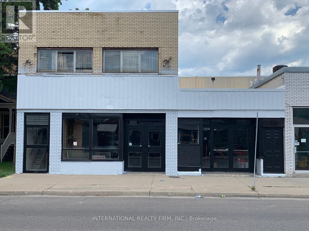 330 Wellington Street, Sarnia