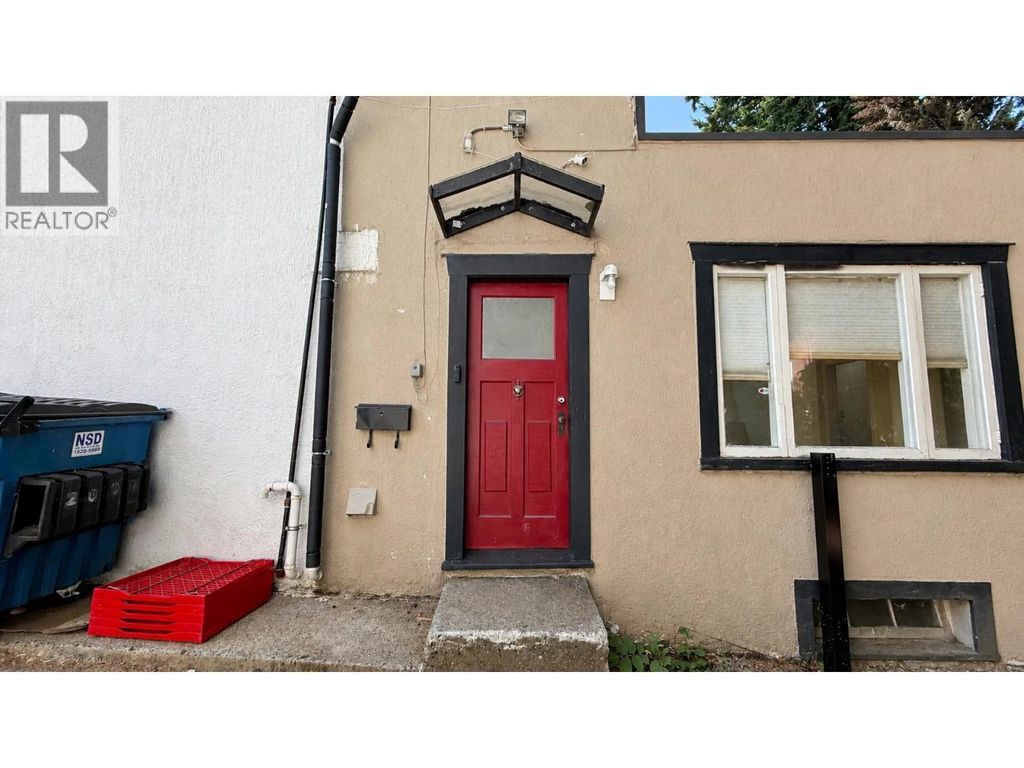 628 Twelfth Street, New Westminster