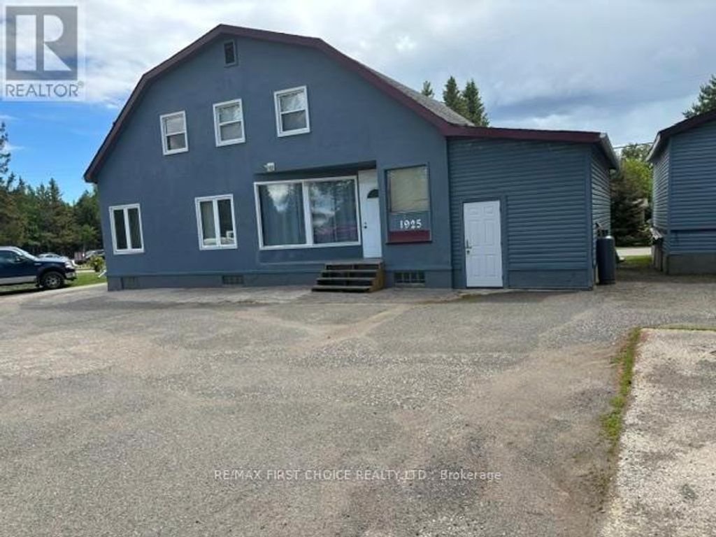 1925 Arthur Street W, Thunder Bay (rosslyn Road)