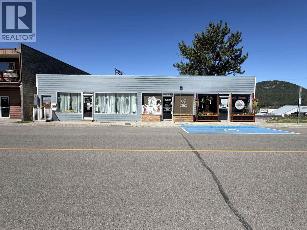 147 N First Avenue, Williams Lake