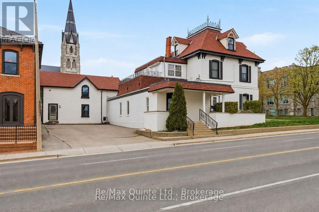 60 Victoria Avenue, Belleville (belleville Ward)