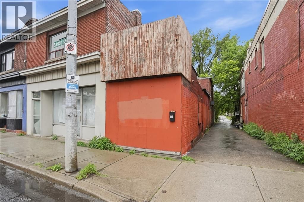 721 1/2 Barton Street E, Hamilton