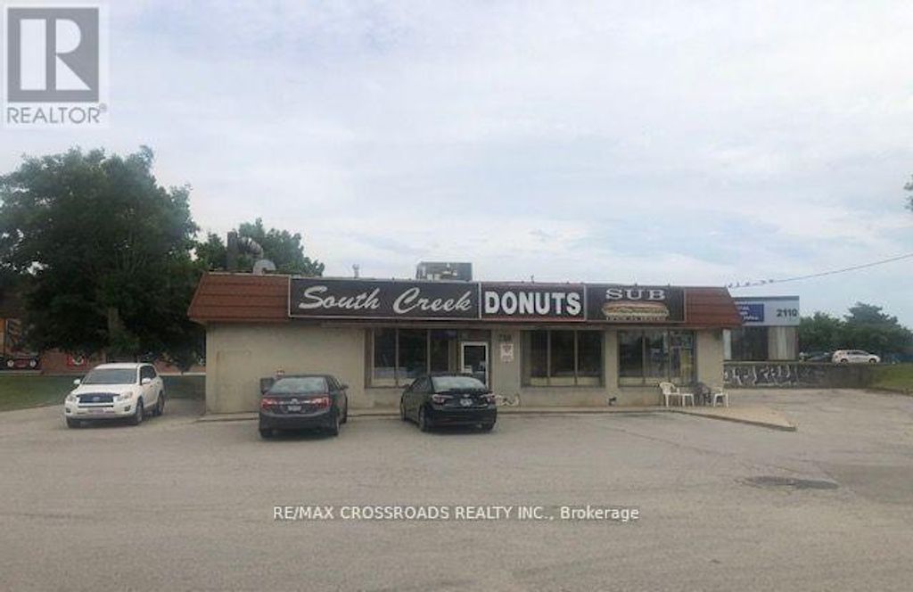 2100 Dundas Street E, Mississauga (dixie)