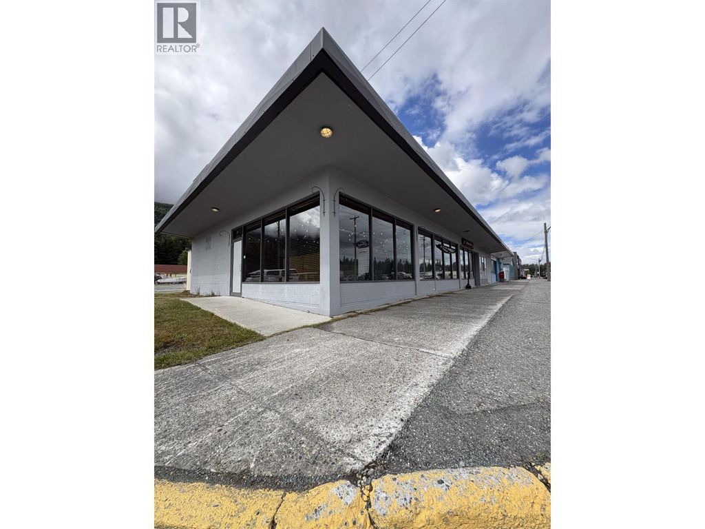 404 406-408 Enterprise Avenue, Kitimat