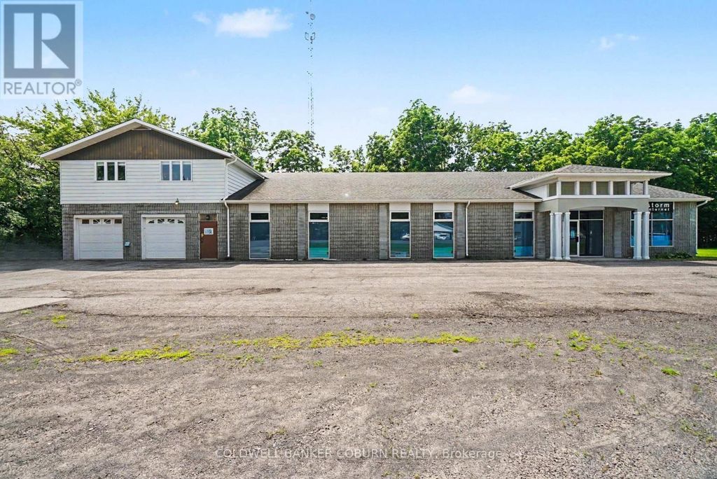 82 Main Street S, North Dundas