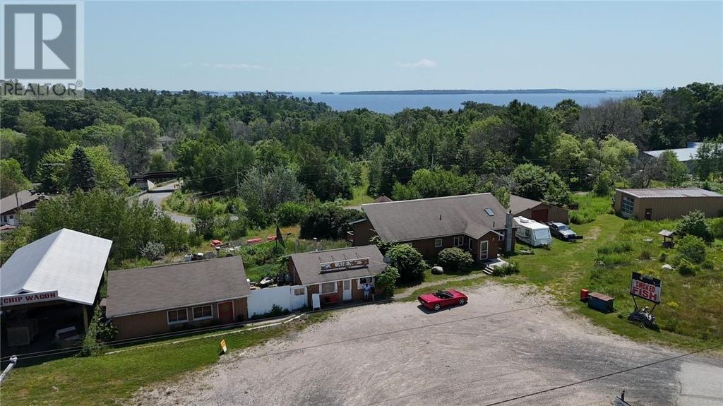 1360 Hwy 17, Algoma Mills