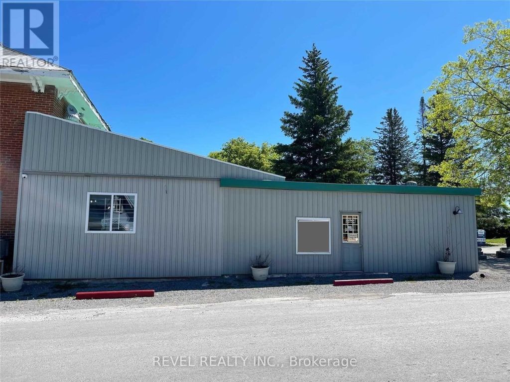 100 Elm Tree Road, Kawartha Lakes (mariposa)