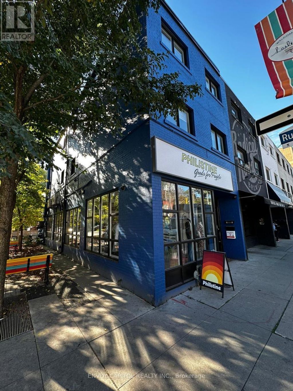 1179 Queen Street E, Toronto (south Riverdale)
