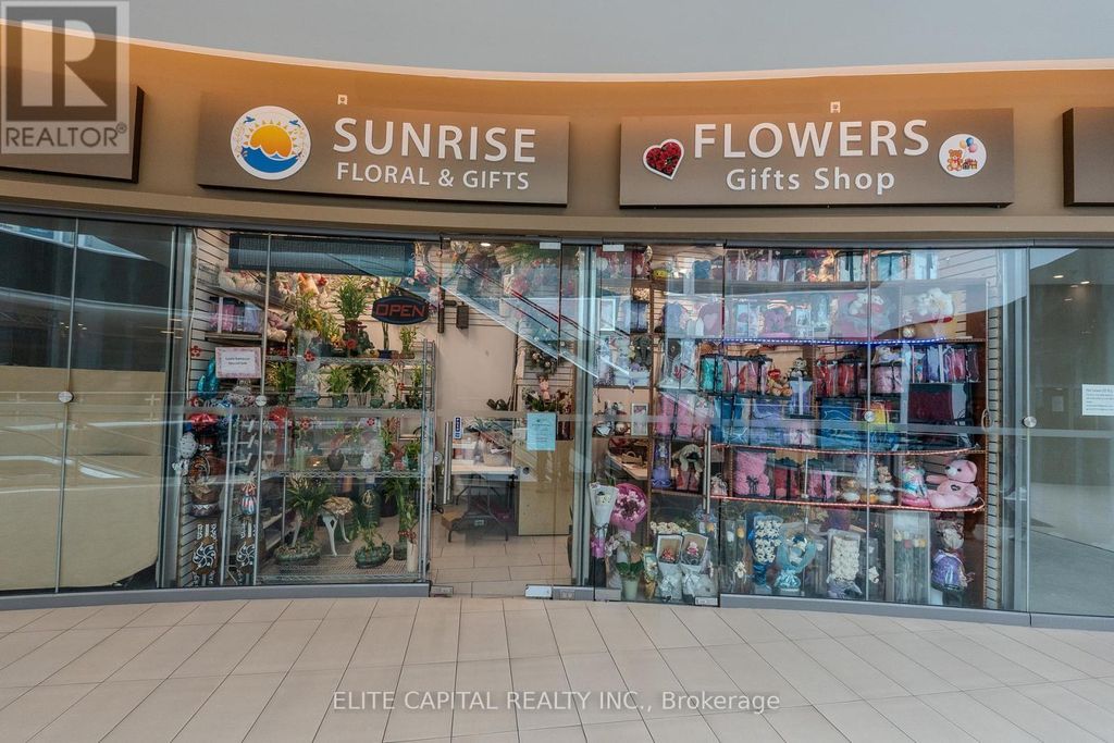 2e11 & 12 - 9390 Woodbine Avenue, Markham (cachet)