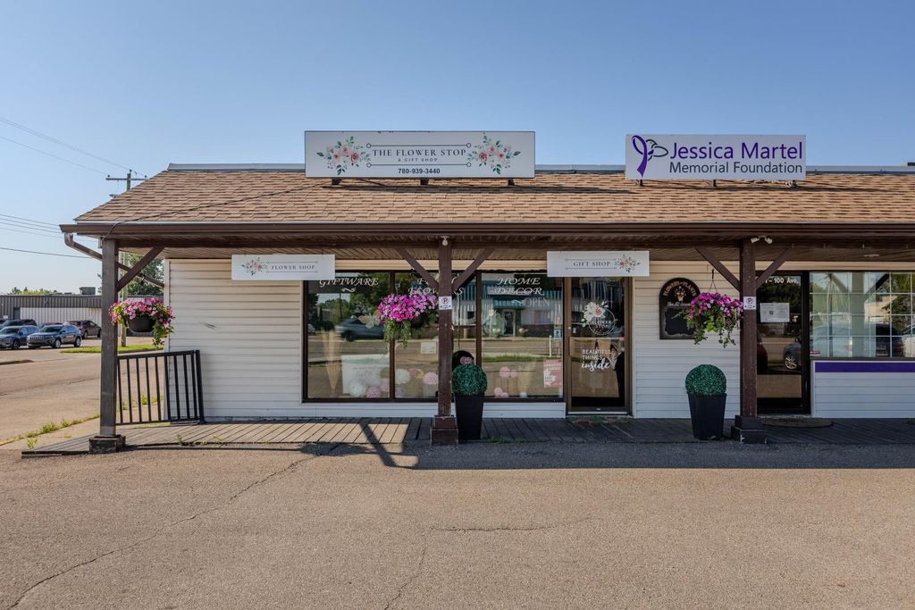 9918 104 Street, Morinville