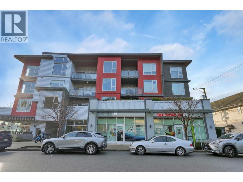 101 & 102 1209 W 16th Street, North Vancouver