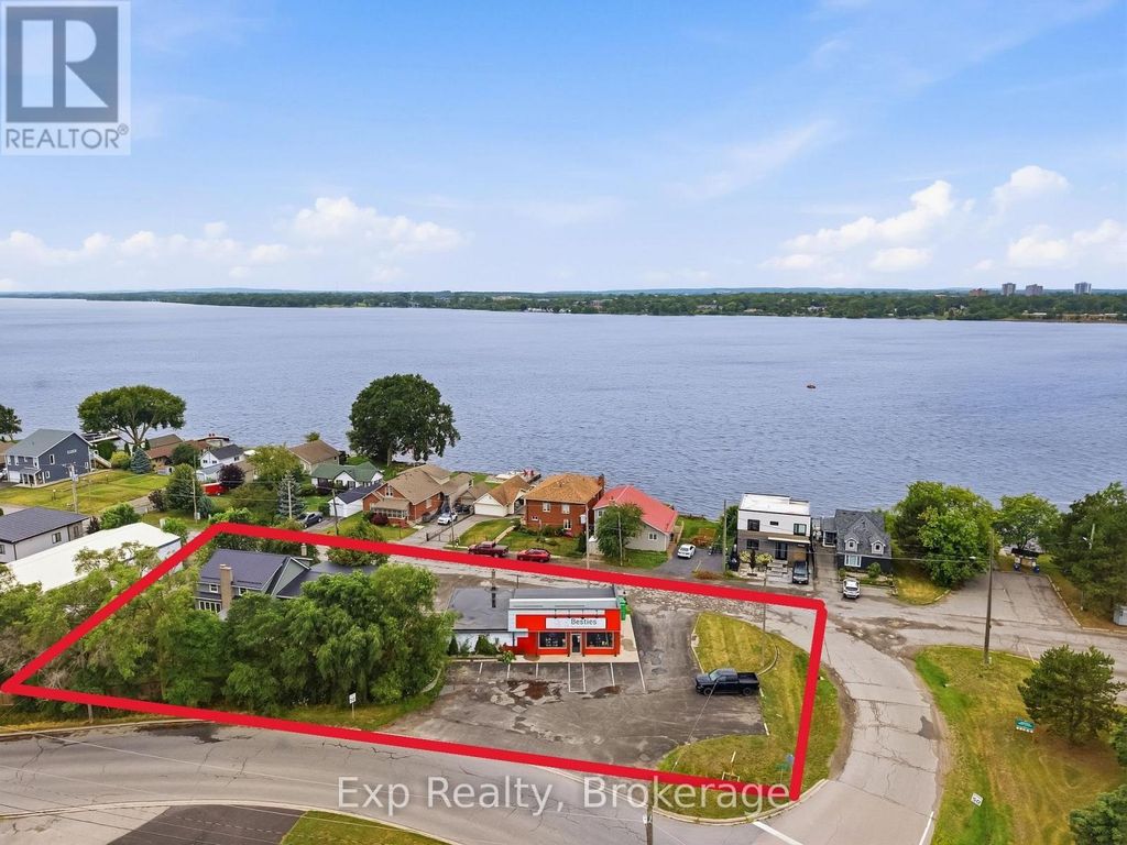 23 Ridley Street, Prince Edward County (ameliasburg Ward)