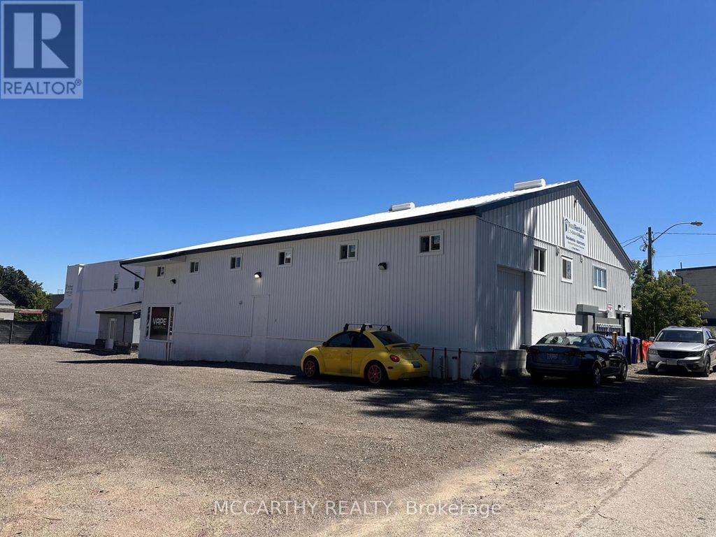 Rear - 124 Owen Sound Street, Shelburne