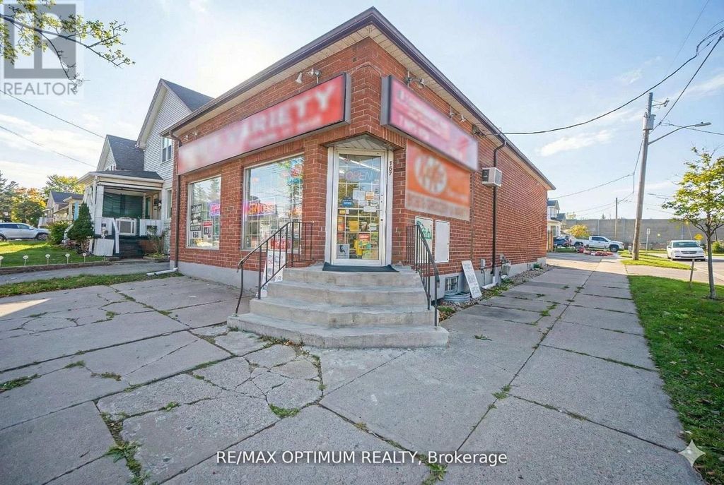 168 Bloor Street W, Oshawa (lakeview)