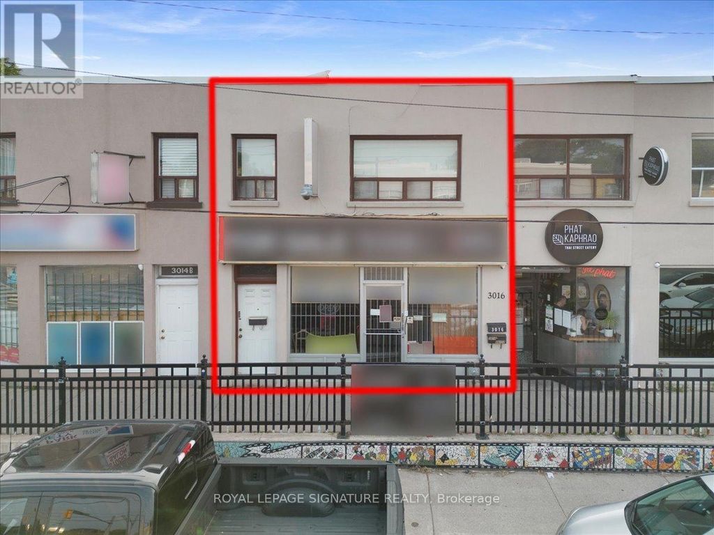 3016 Bathurst Street, Toronto (englemount-Lawrence)