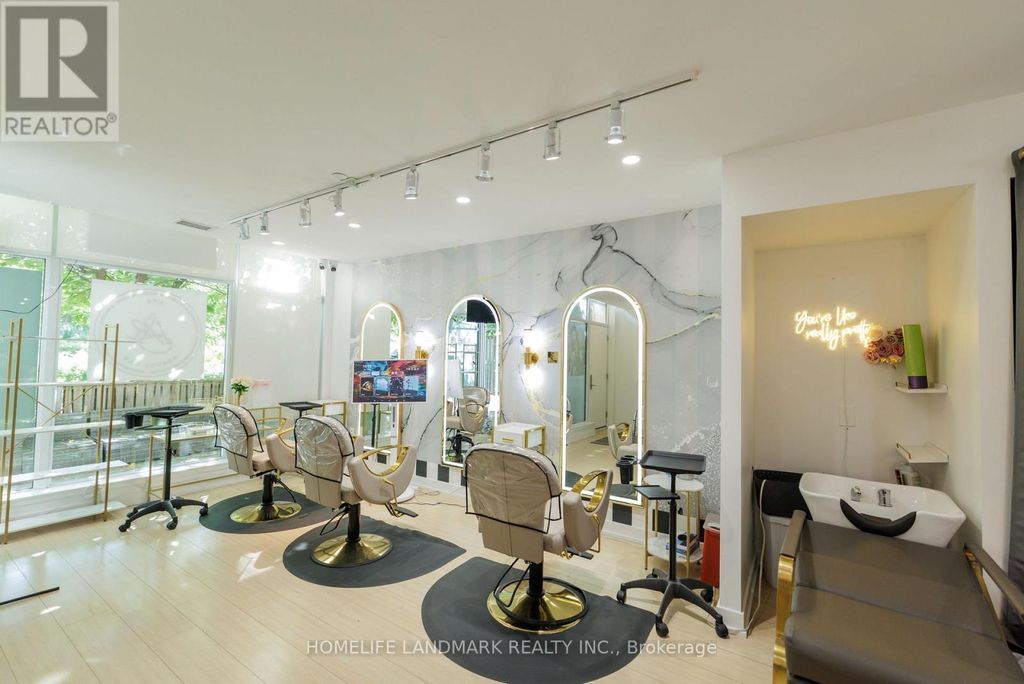 Th02 - 60 Dan Leckie Way, Toronto (waterfront Communities)
