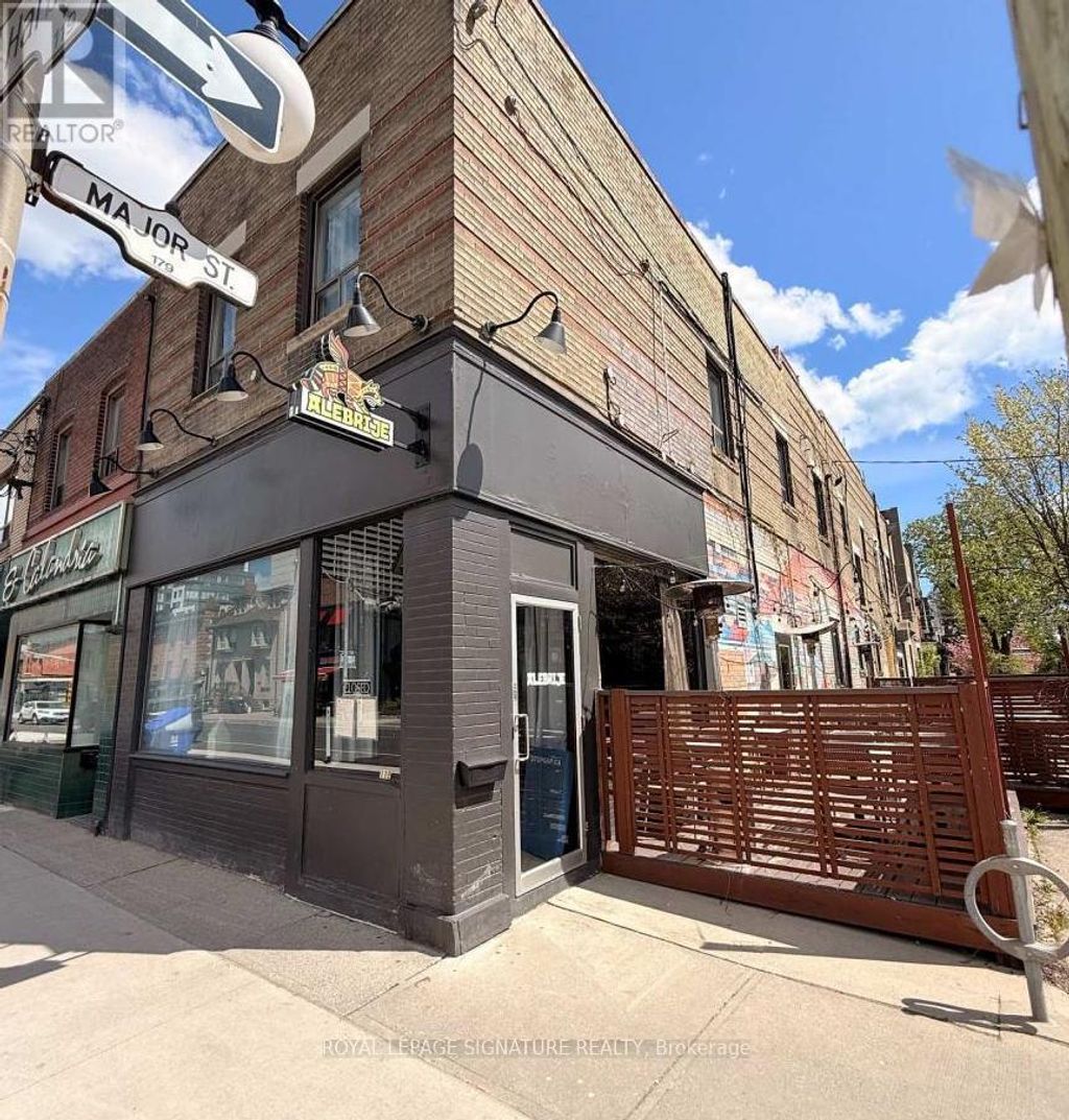 119 Harbord Street, Toronto (university)