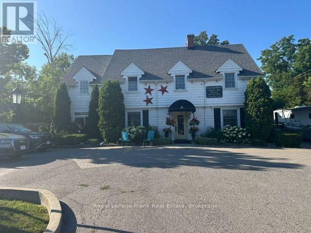 10 King Street E, Kawartha Lakes (bobcaygeon)