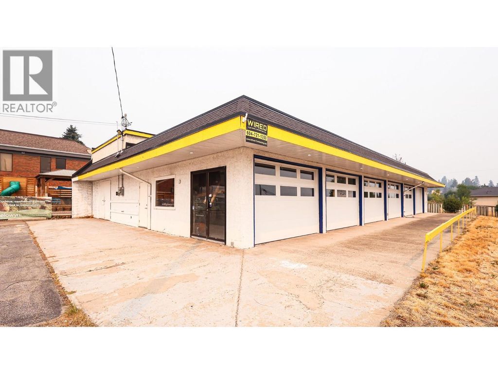 9918 97 Highway, Lake Country