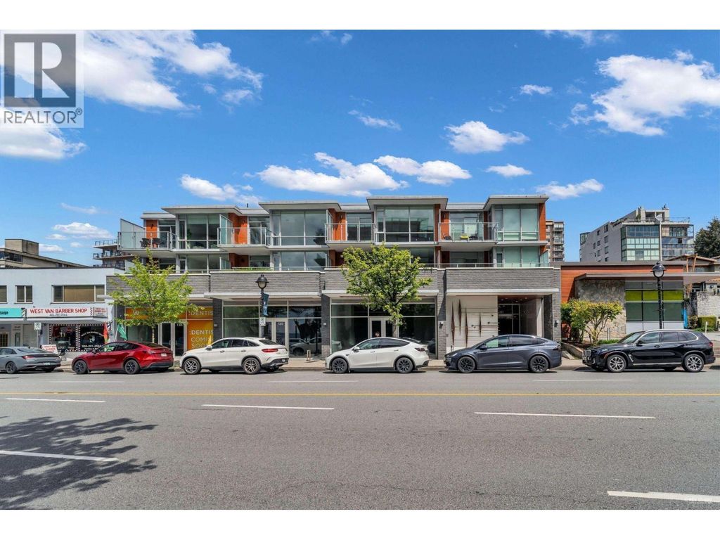 110 1331 Marine Drive, West Vancouver