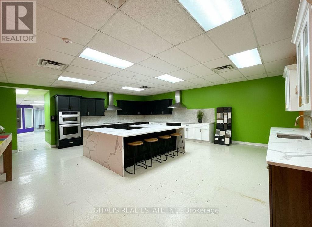 1165 Weston Road, Toronto (mount Dennis)