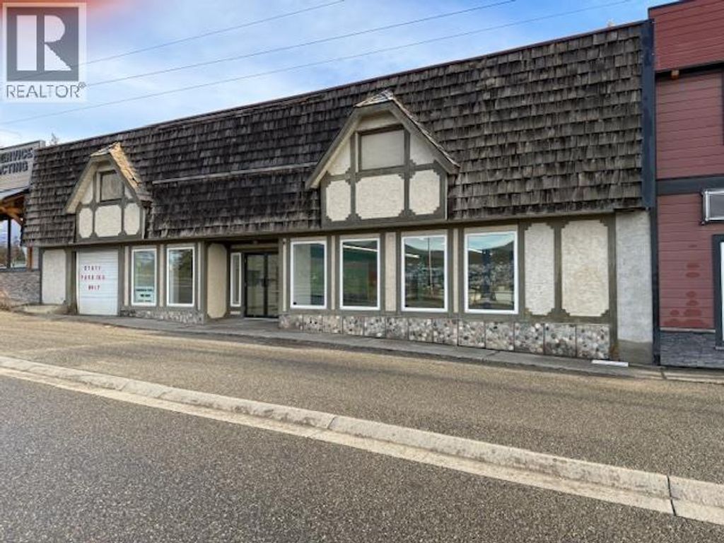 32 N Broadway Avenue, Williams Lake