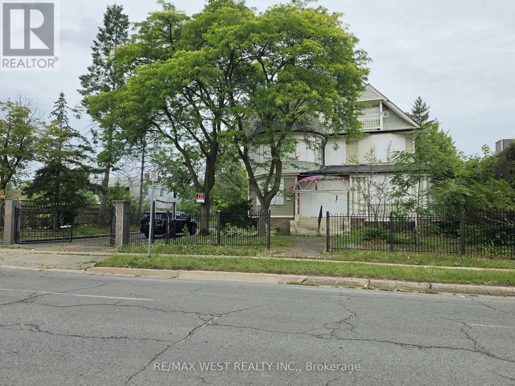 24 Burgar Street, Welland (welland Downtown)