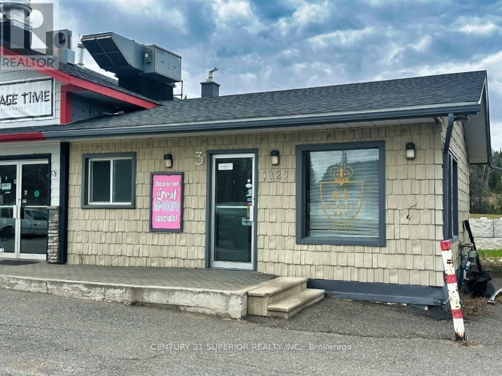 1725 Hwy 61, Thunder Bay (riverdale Road)