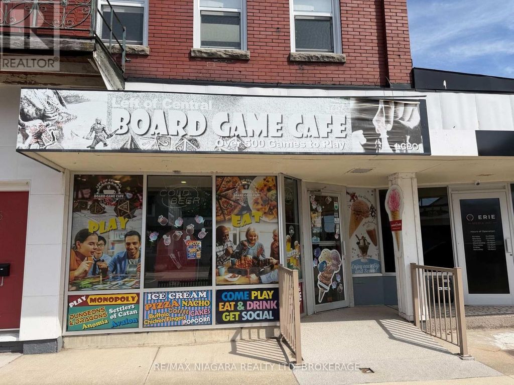 3 - 206 Jarvis Street, Fort Erie (central)