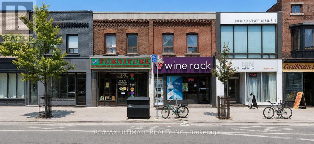 1300 Bloor Street W, Toronto (dovercourt-Wallace Emerson-Junction)
