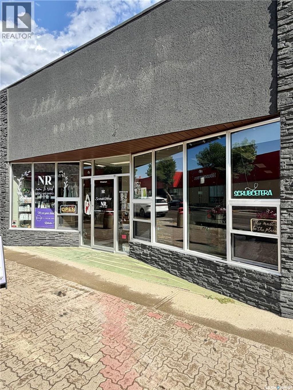 141 Central Avenue N, Swift Current