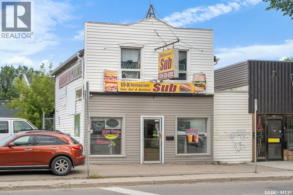 2924 Dewdney Avenue, Regina