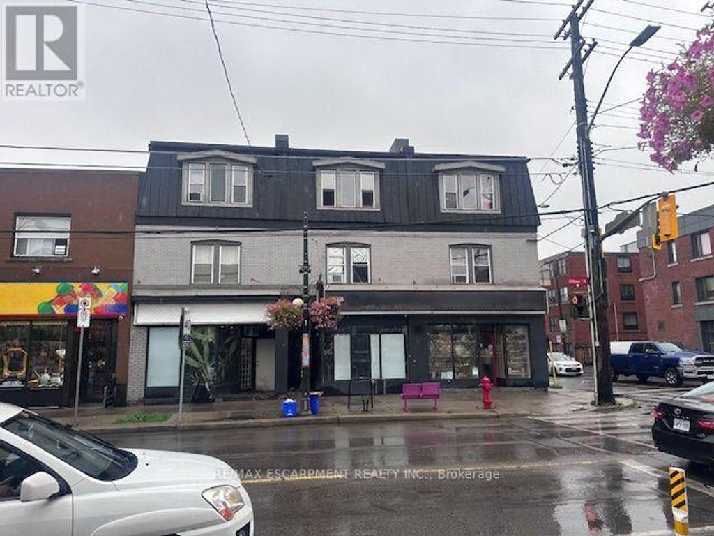 182 Ottawa Street N, Hamilton (crown Point)