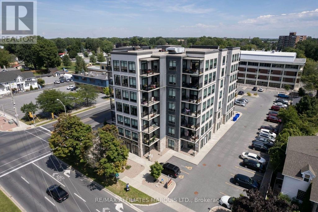 104 - 108 Second Street E, Cornwall