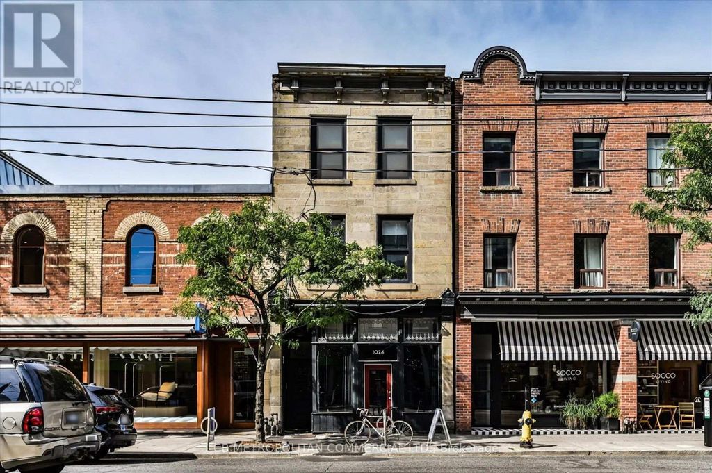 1024 Queen Street W, Toronto (trinity-Bellwoods)