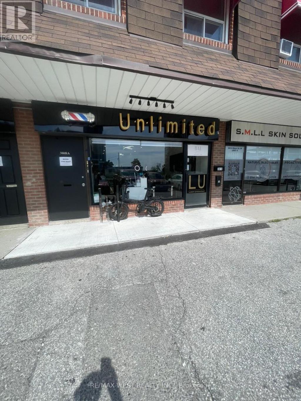 Bed #1 - 3810 Bloor Street W, Toronto (islington-City Centre West)