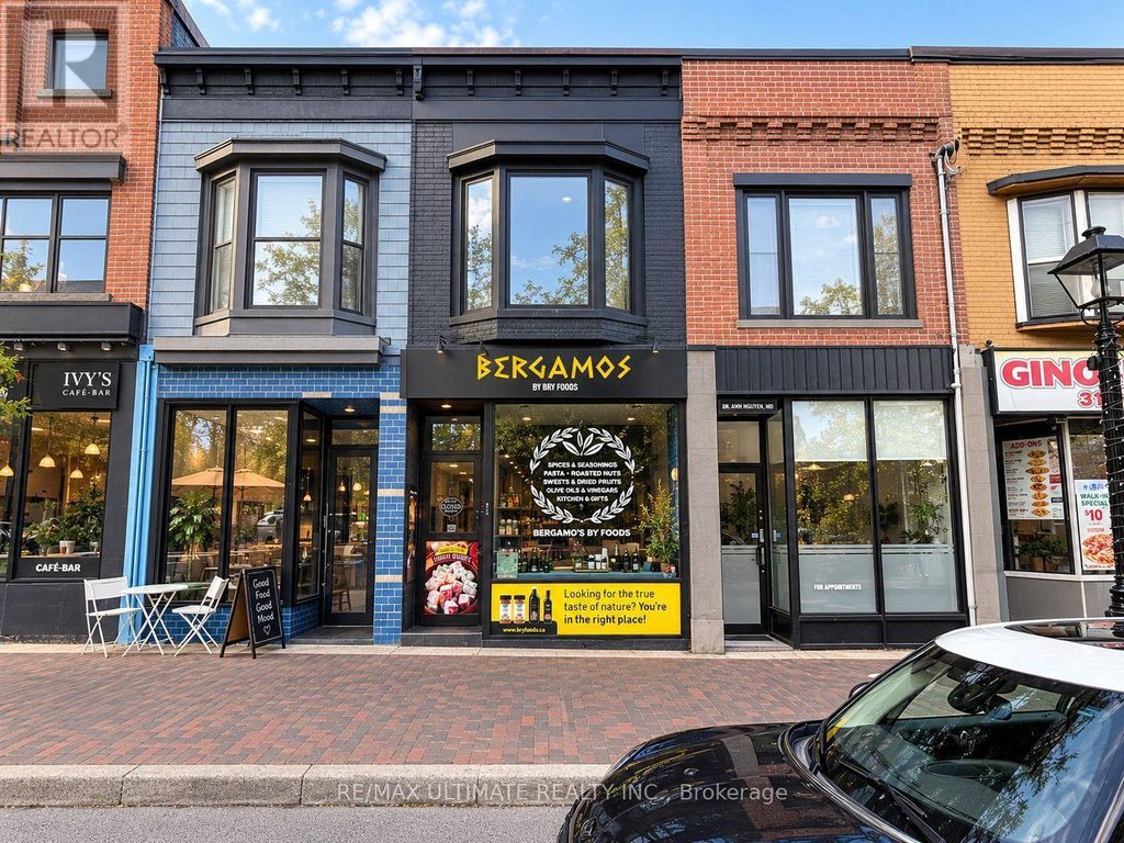 806 College Street, Toronto (palmerston-Little Italy)